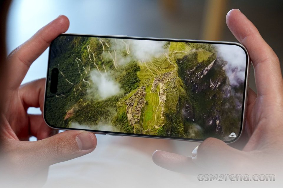 iPhone 18 Pro Max Display Image