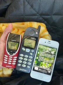 Some Voice Stream and T-Mobile 2G phones. | Image by Reddit