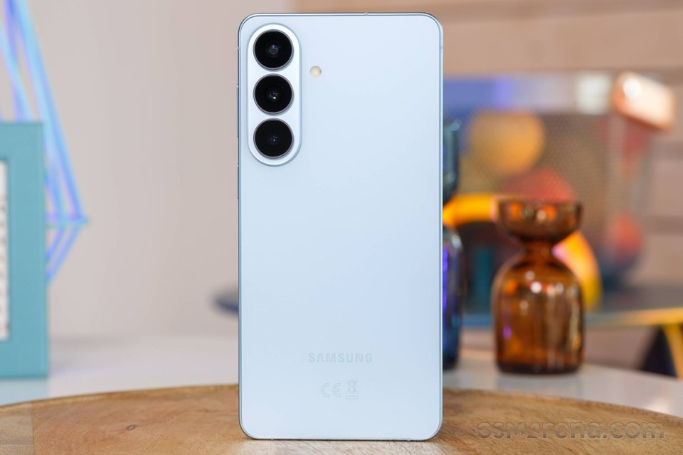 Samsung Galaxy S27 series might have a new camera placement, here's why
