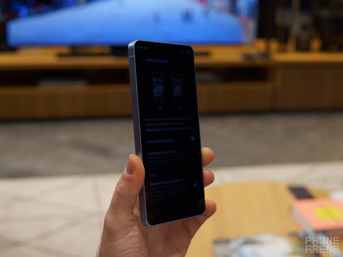 Galaxy S26 Ultra Privacy Display