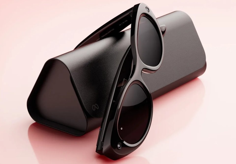 Meta Glasses unveiled in partnership with EssilorLuxottica