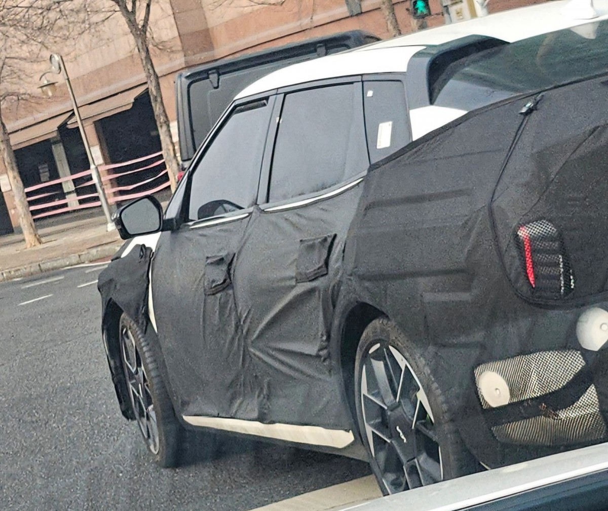 Kia EV4 GT spotted in Korea - source: AUTOSPY