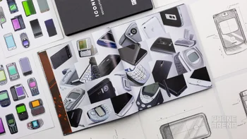 Iconic Phone Image 1