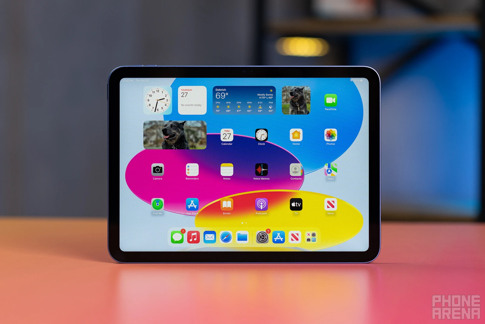 (Image credit - PhoneArena) - Apple iPad (2022) review: A long-overdue design refresh!