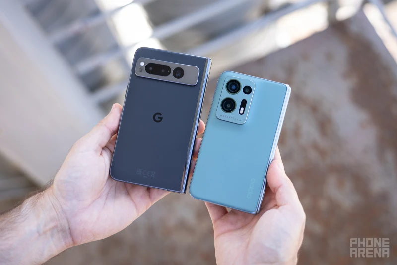 (Image Credit - PhoneArena) Pixel Fold (left) vs Oppo Find N2 (right)