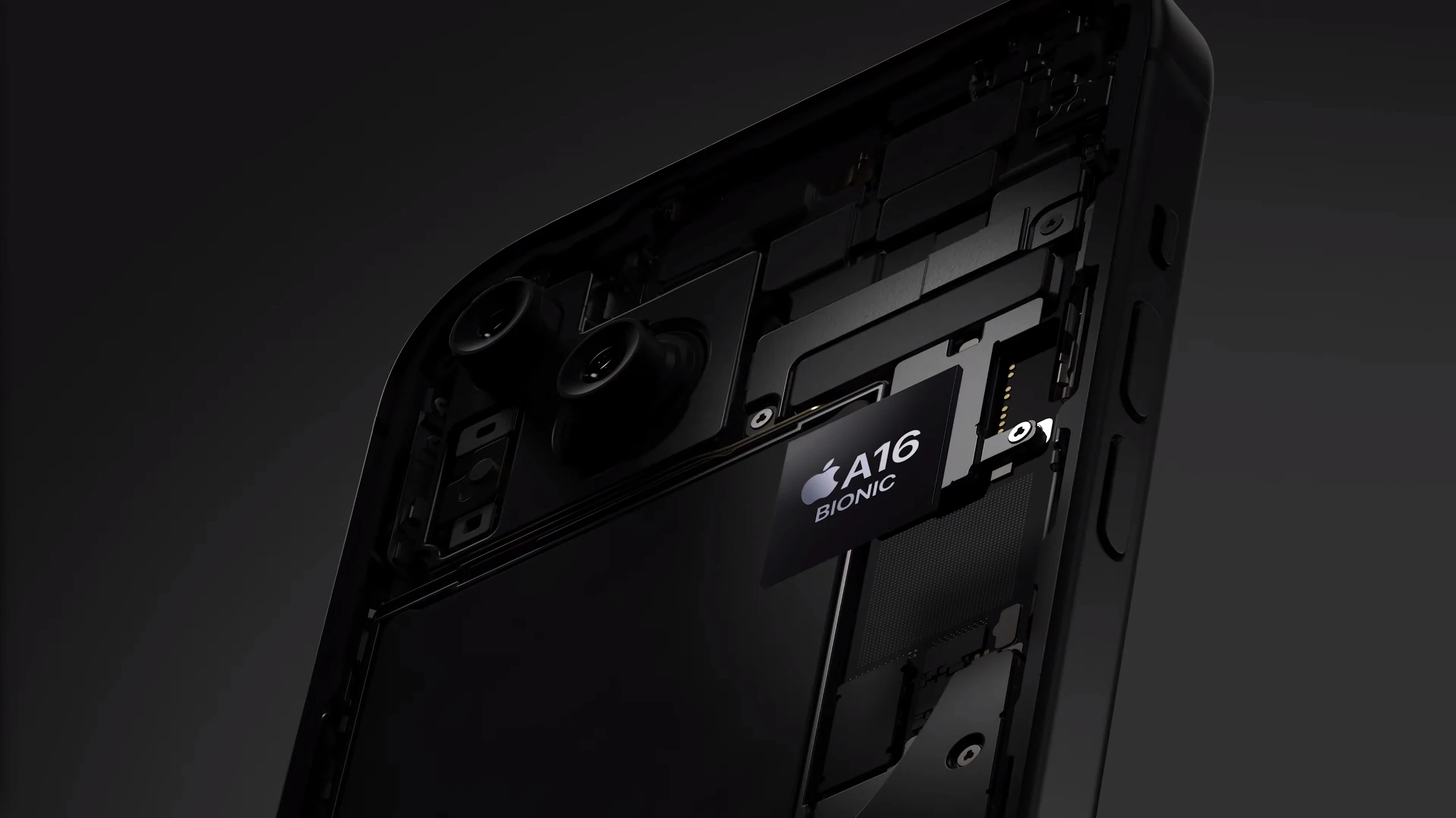 iPhone 15 Plus preview: Plus one Dynamic Island, please!