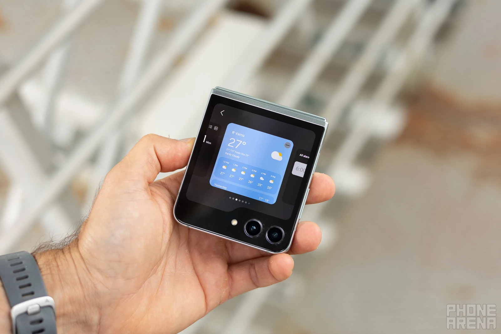 (Image Credit - PhoneArena) The new Flex Screen is much larger - Samsung Galaxy Z Flip 5 Review: all about the new Flex Screen