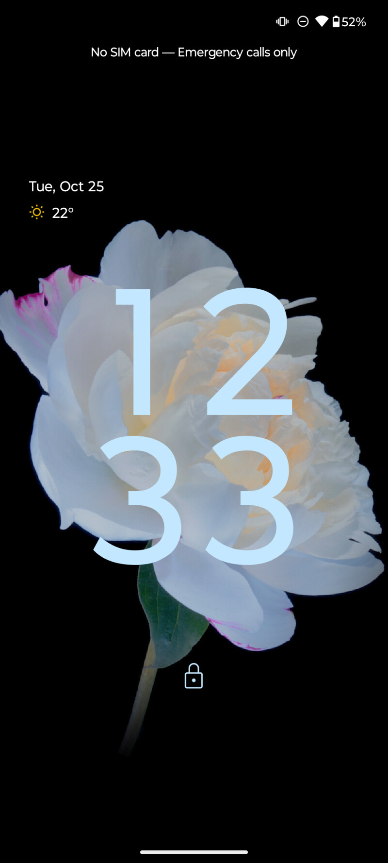 The Motorola RAZR 2022 runs Android 12