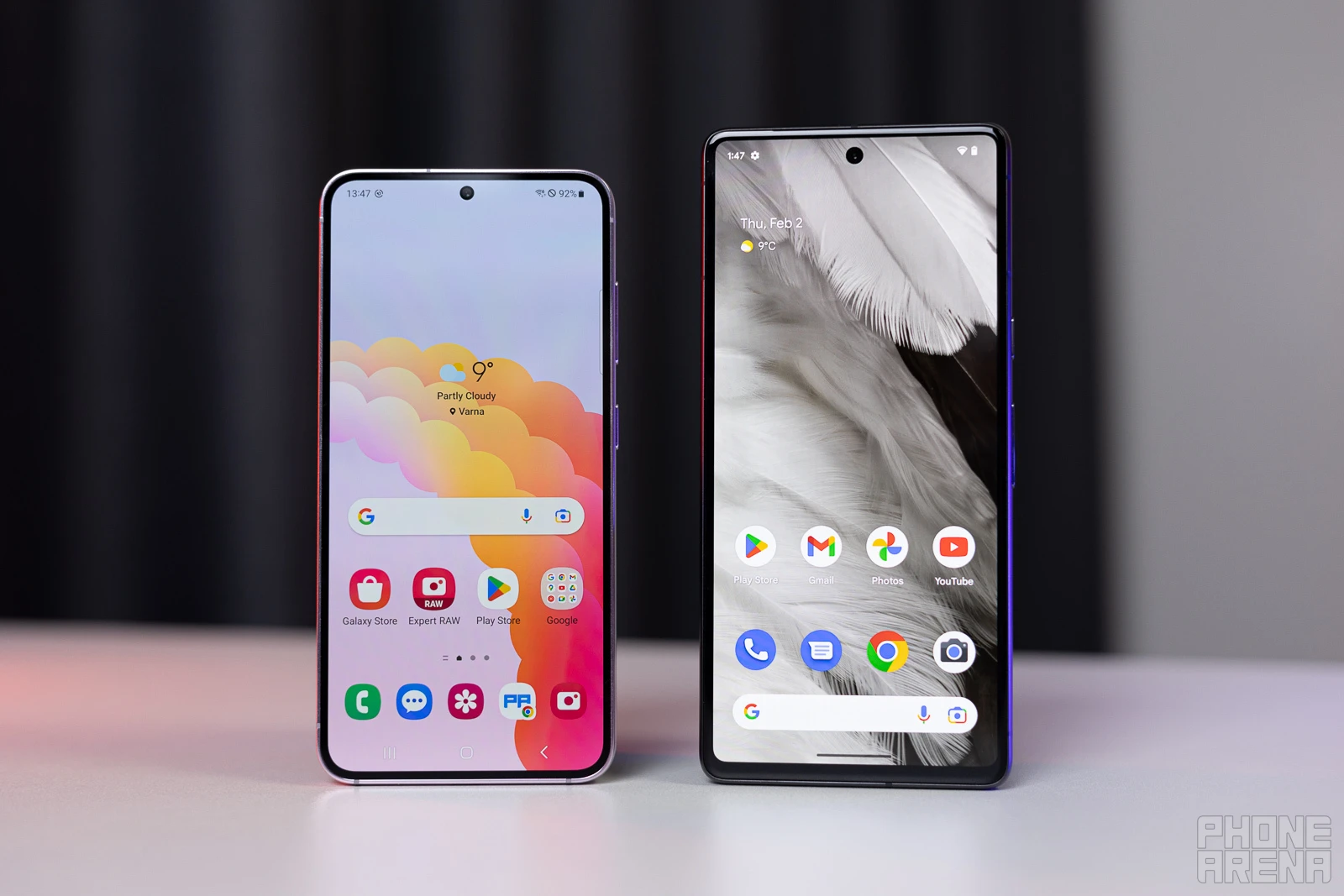 (Image Credit - PhoneArena) The Galaxy has a smaller screen - Samsung Galaxy S23 vs Google Pixel 7