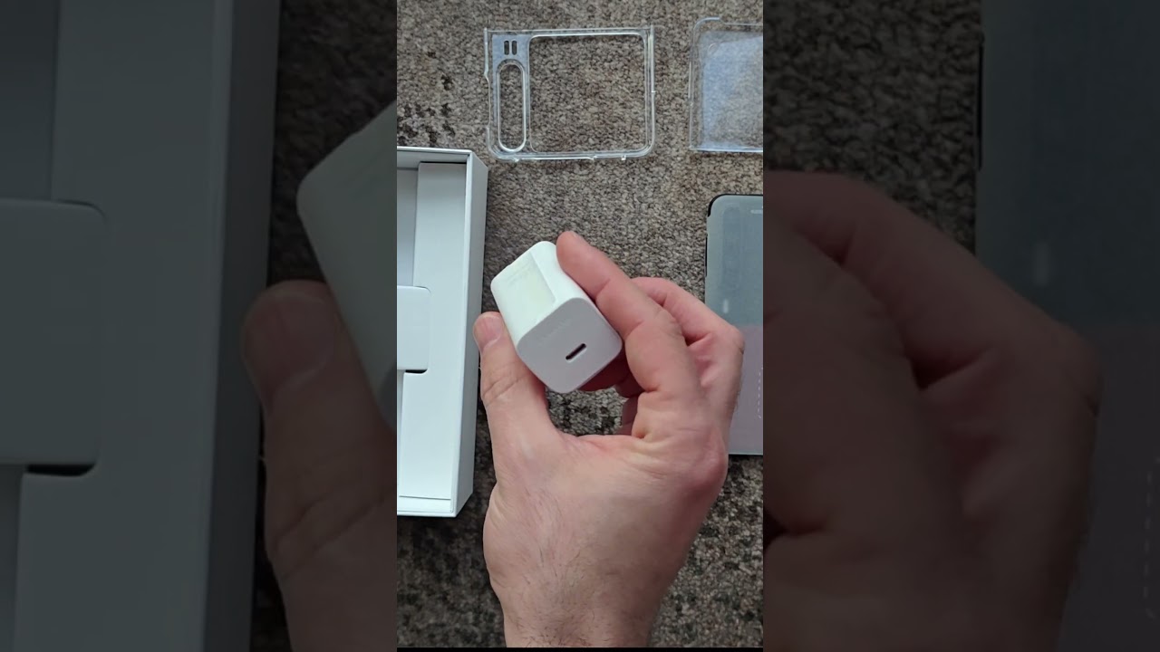 Unboxing the Huawei Pura X Collector's Edition