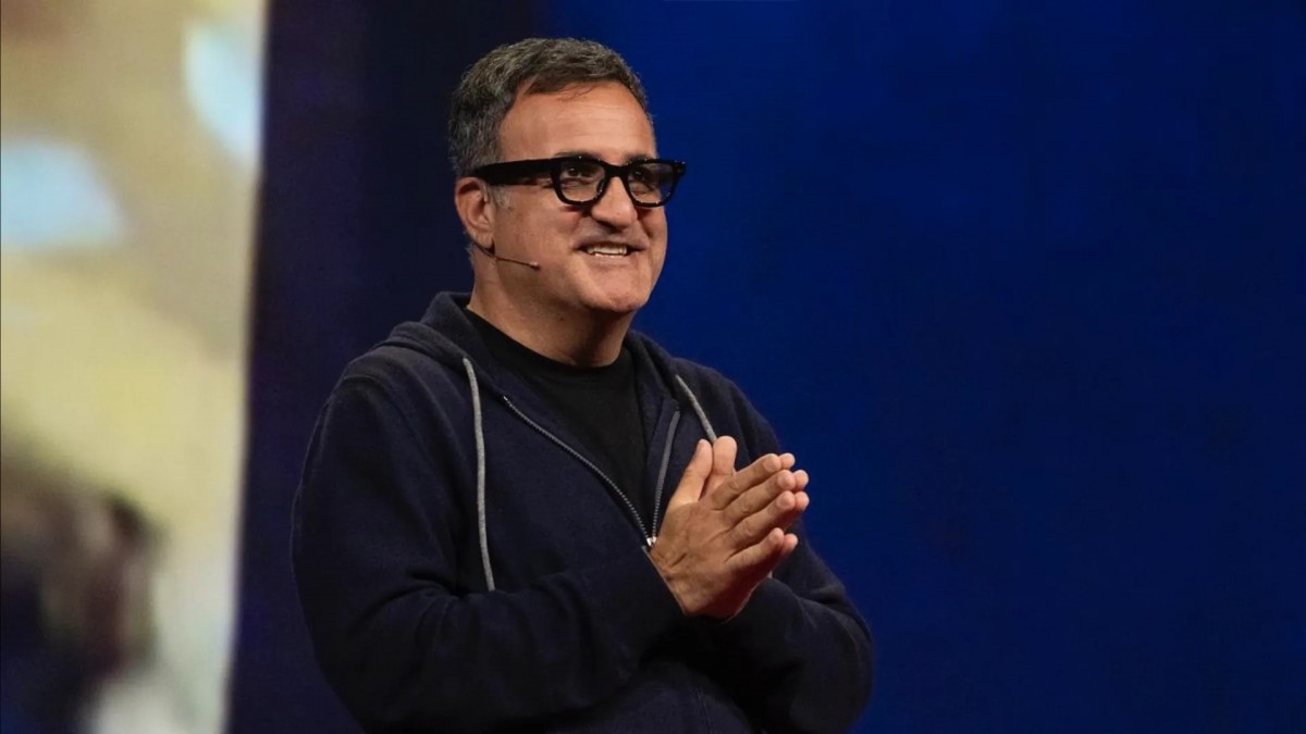 Shahram Izadi wearing a prototype version of Google’s smart glasses