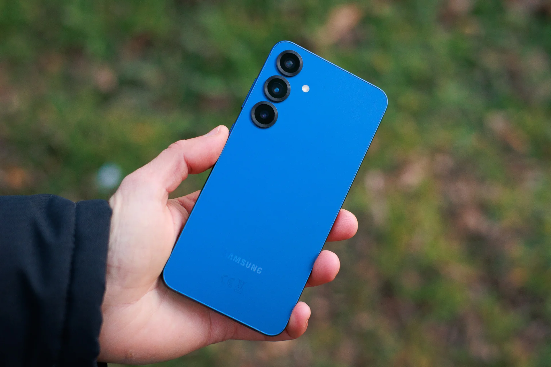 Telephoto camera sample