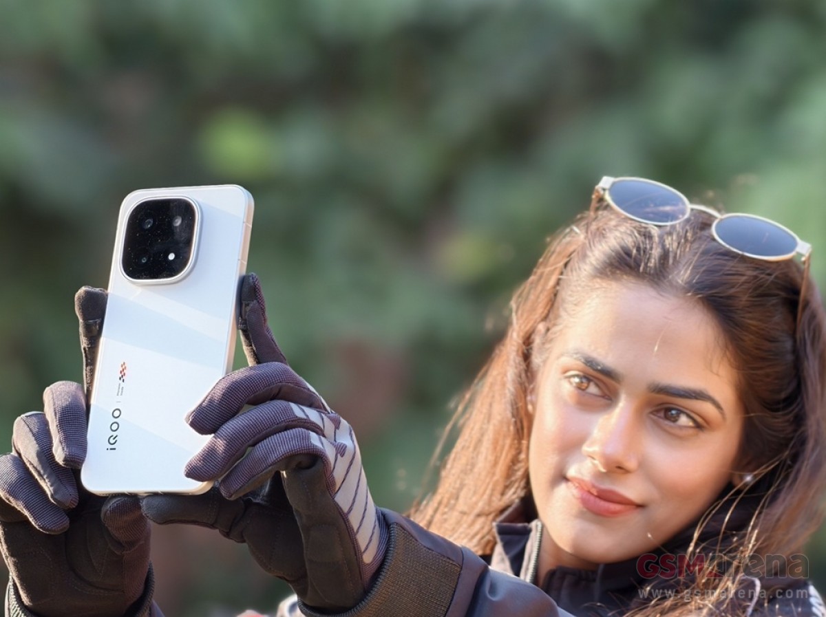 iQOO 15's Legend Edition