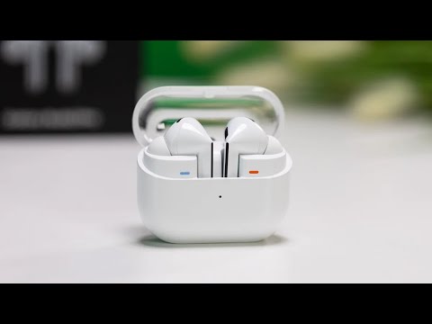 Galaxy Buds 4 charging case