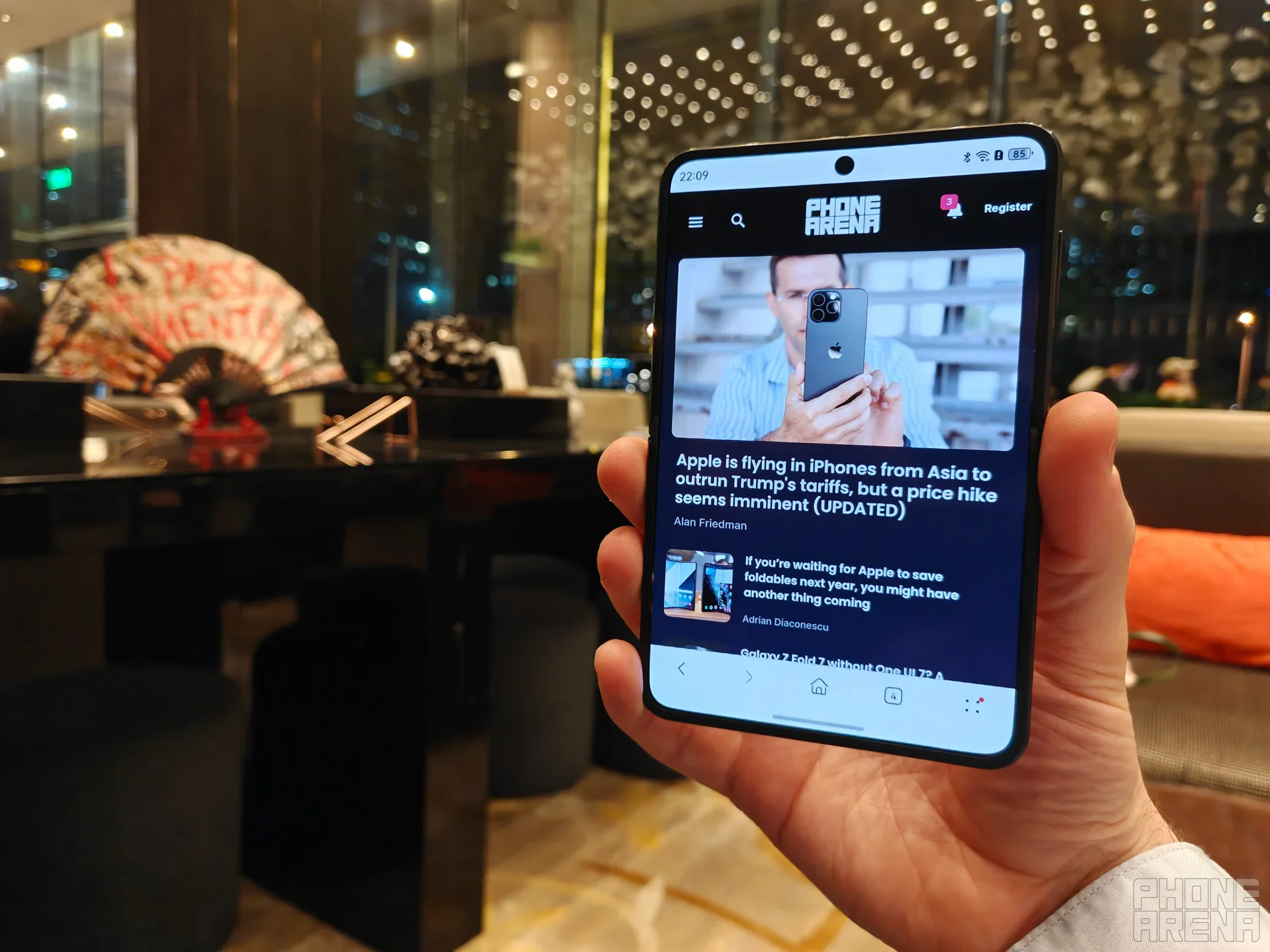 Huawei Pura X horizontal flip foldable