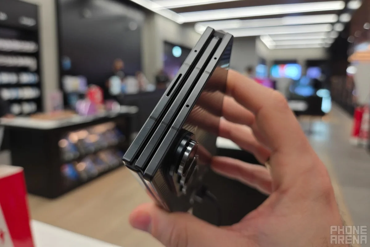 Samsung Galaxy Z TriFold selling in South Korea