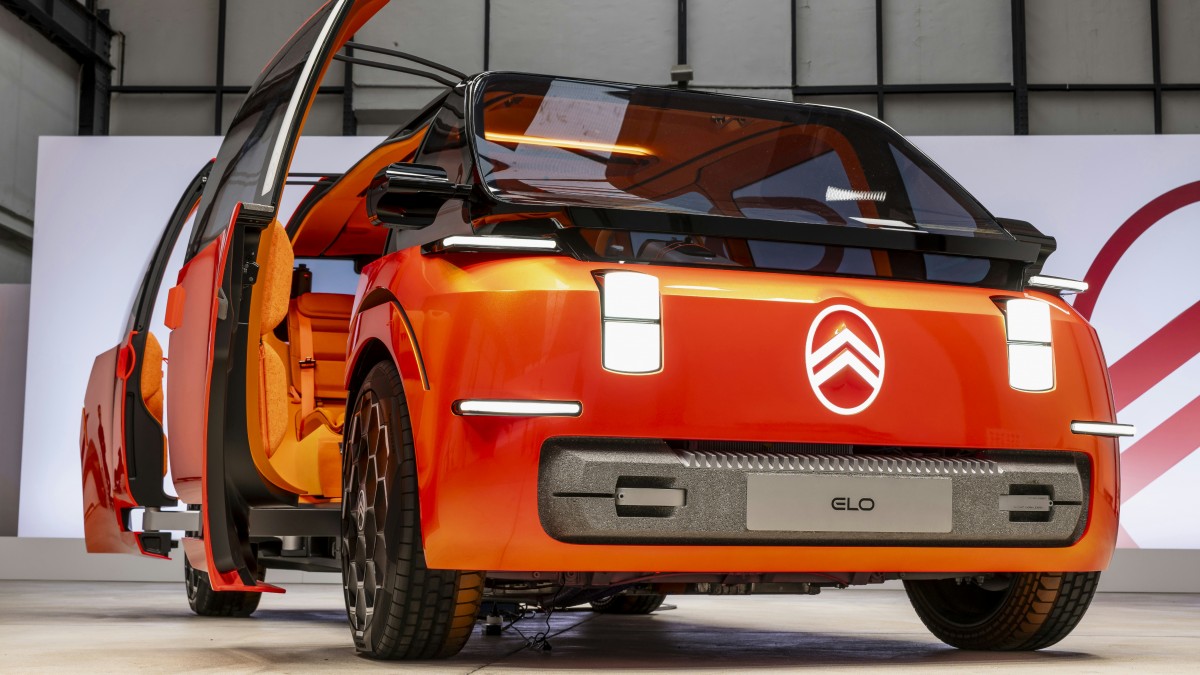 Citroen revives the minivan era with the electric ELO Concept