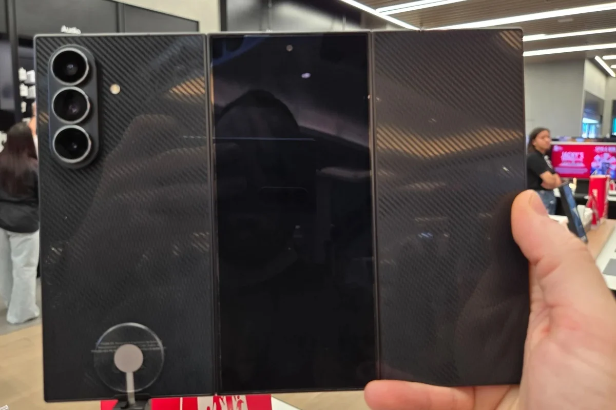 Samsung Galaxy Z TriFold Design