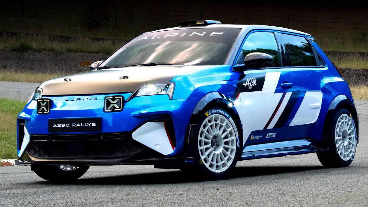 Alpine moves from gasoline grand finale to a high-voltage future