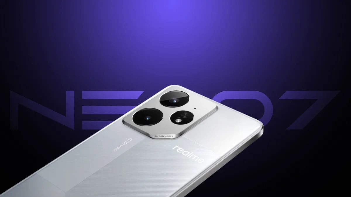 Realme Neo 7 for reference