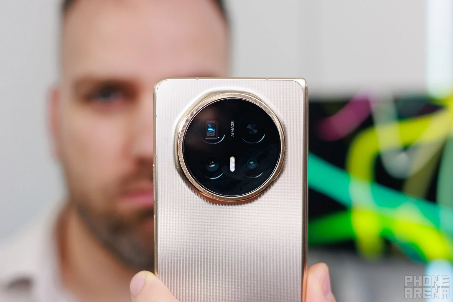 Honor Magic V6 - Camera Island