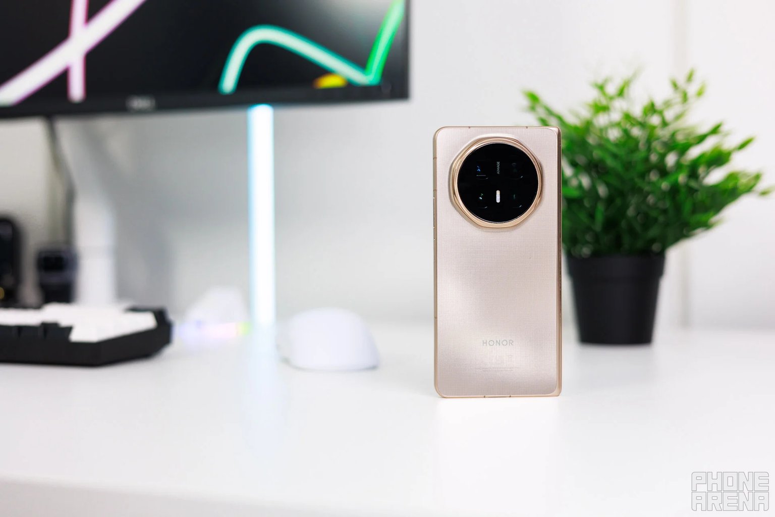 Honor Magic V6 - Available in the US