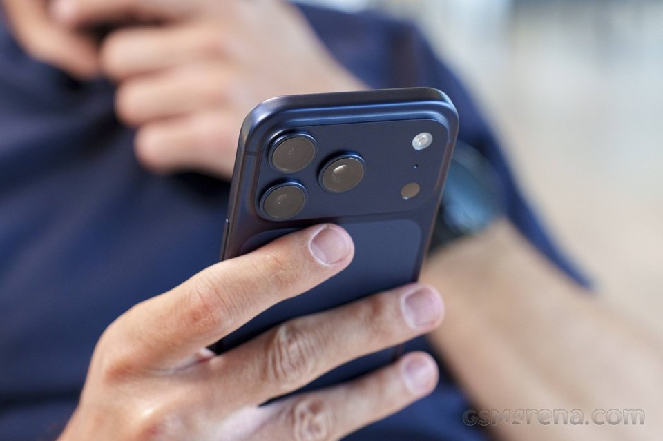 Apple tipped to bring three new AI-powered photo editing tools in iOS 27